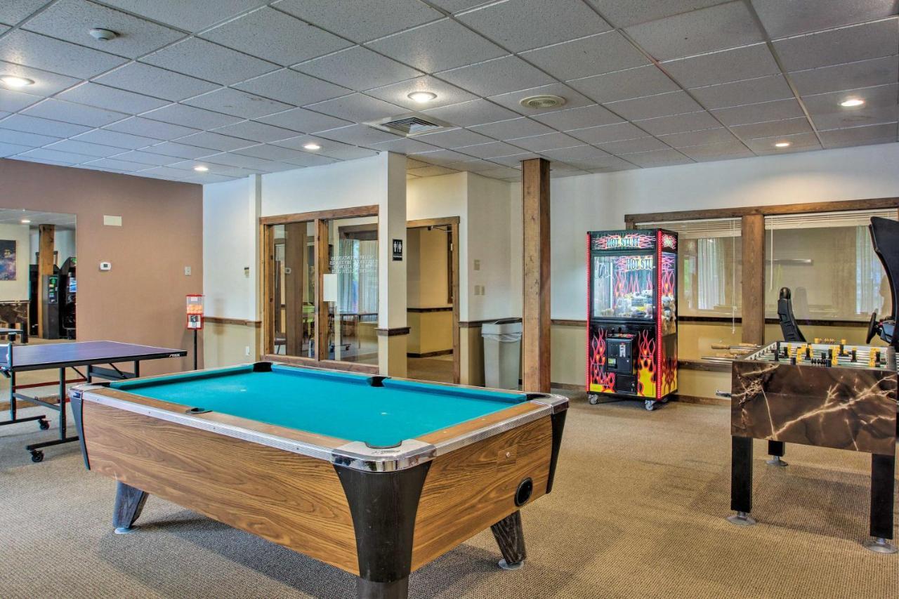 Lincoln Condo With Views, Pool, Hot Tub And Balcony! Exterior foto